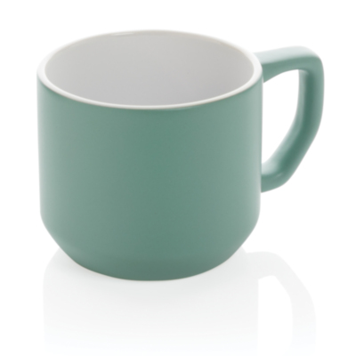 Taza de cerámica moderna